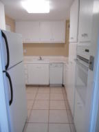 LA FONTANA APTS OF PALM BEACH INC - Residential