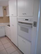 LA FONTANA APTS OF PALM BEACH INC - Residential