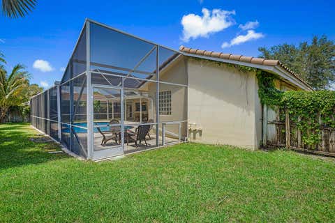 Tiny photo for 20869 Sonrisa Way, Boca Raton, FL 33433 (MLS # B26031555)