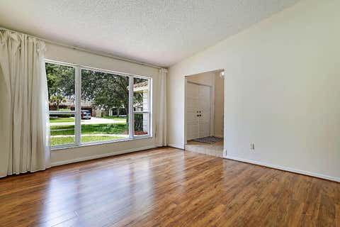 Tiny photo for 20869 Sonrisa Way, Boca Raton, FL 33433 (MLS # B26031555)