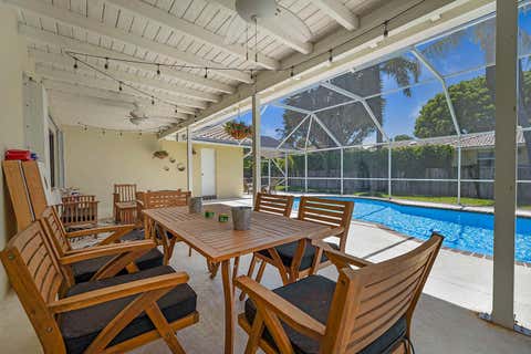 Tiny photo for 20869 Sonrisa Way, Boca Raton, FL 33433 (MLS # B26031555)