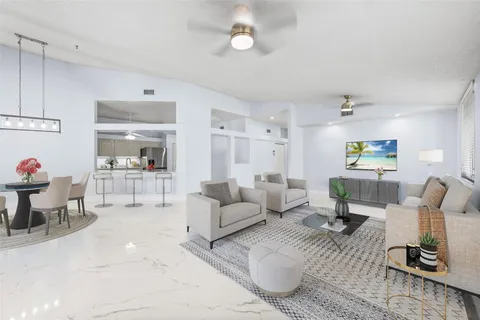9789 boca gardens Cir Unit A, Boca Raton, FL MLS: F10500304