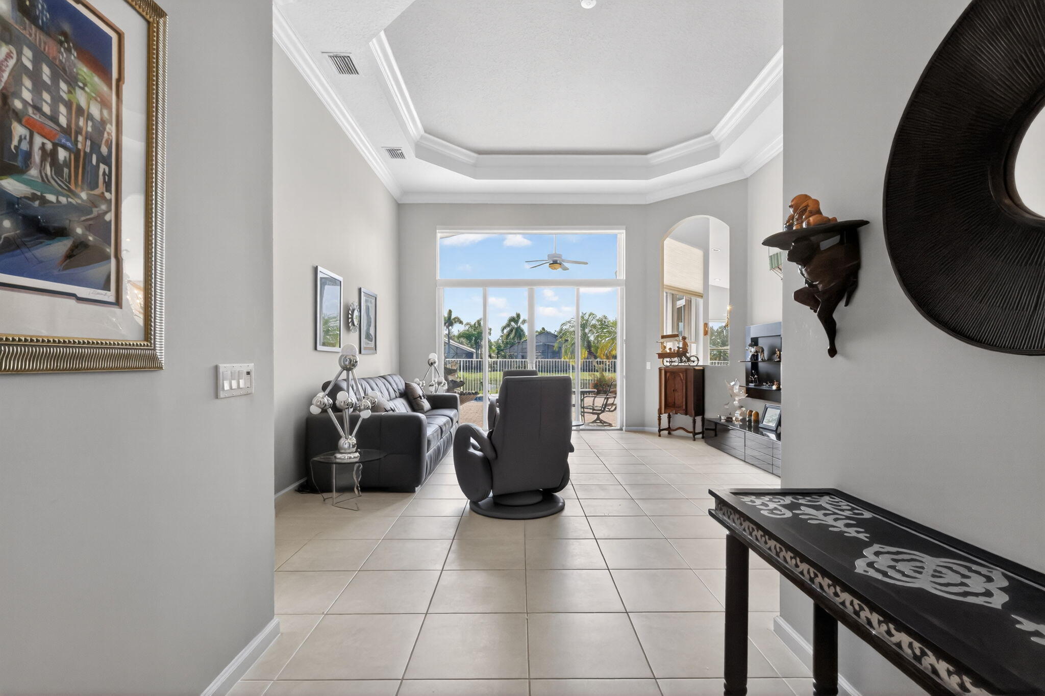 VALENCIA SHORES - Residential