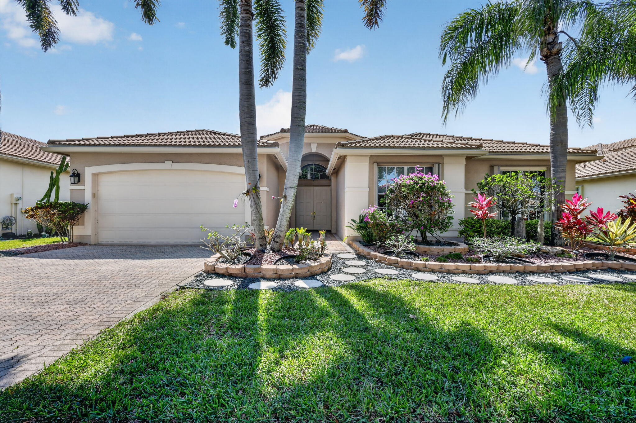 7937 Amethyst Lake Point