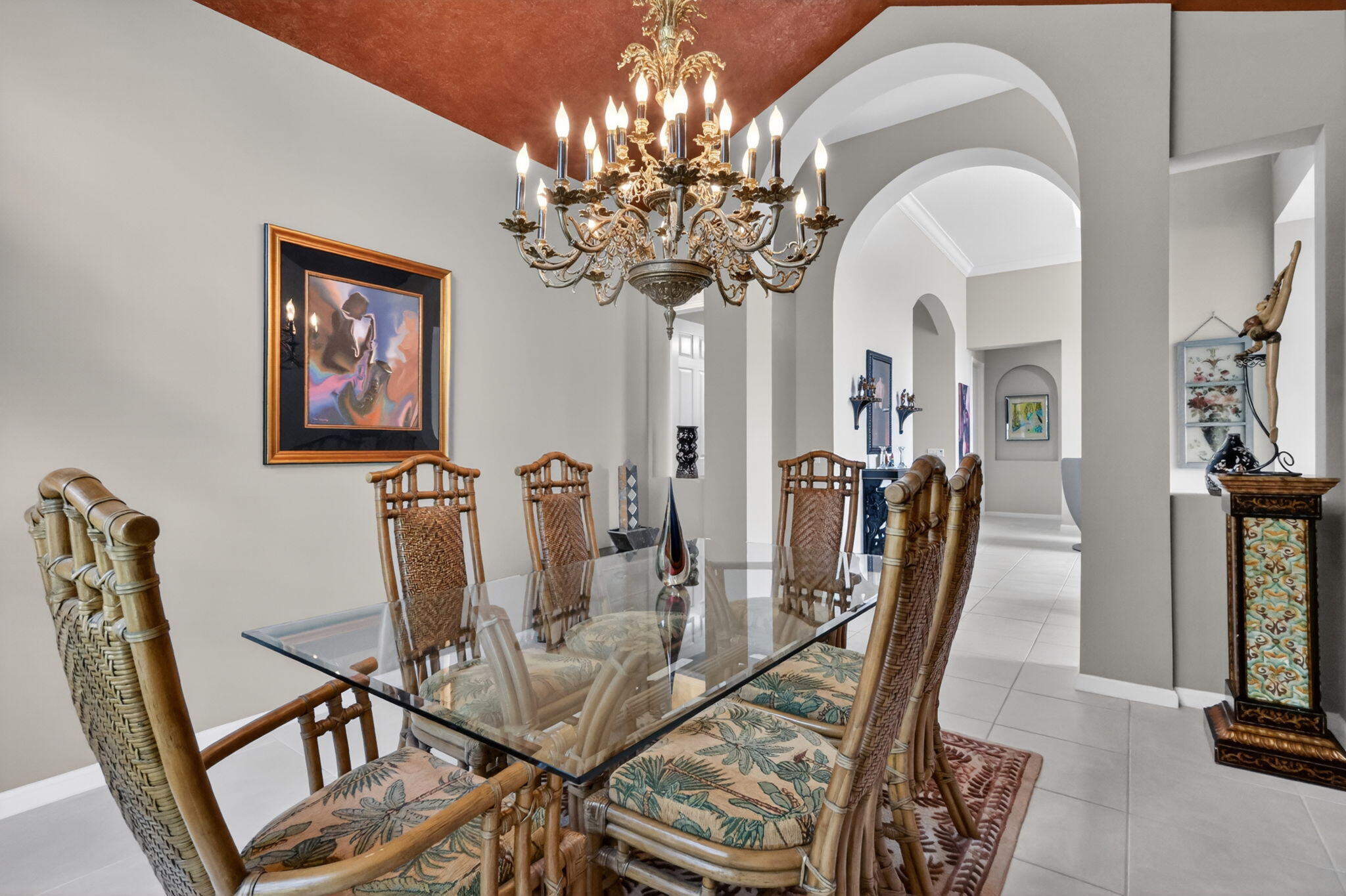 VALENCIA SHORES - Residential
