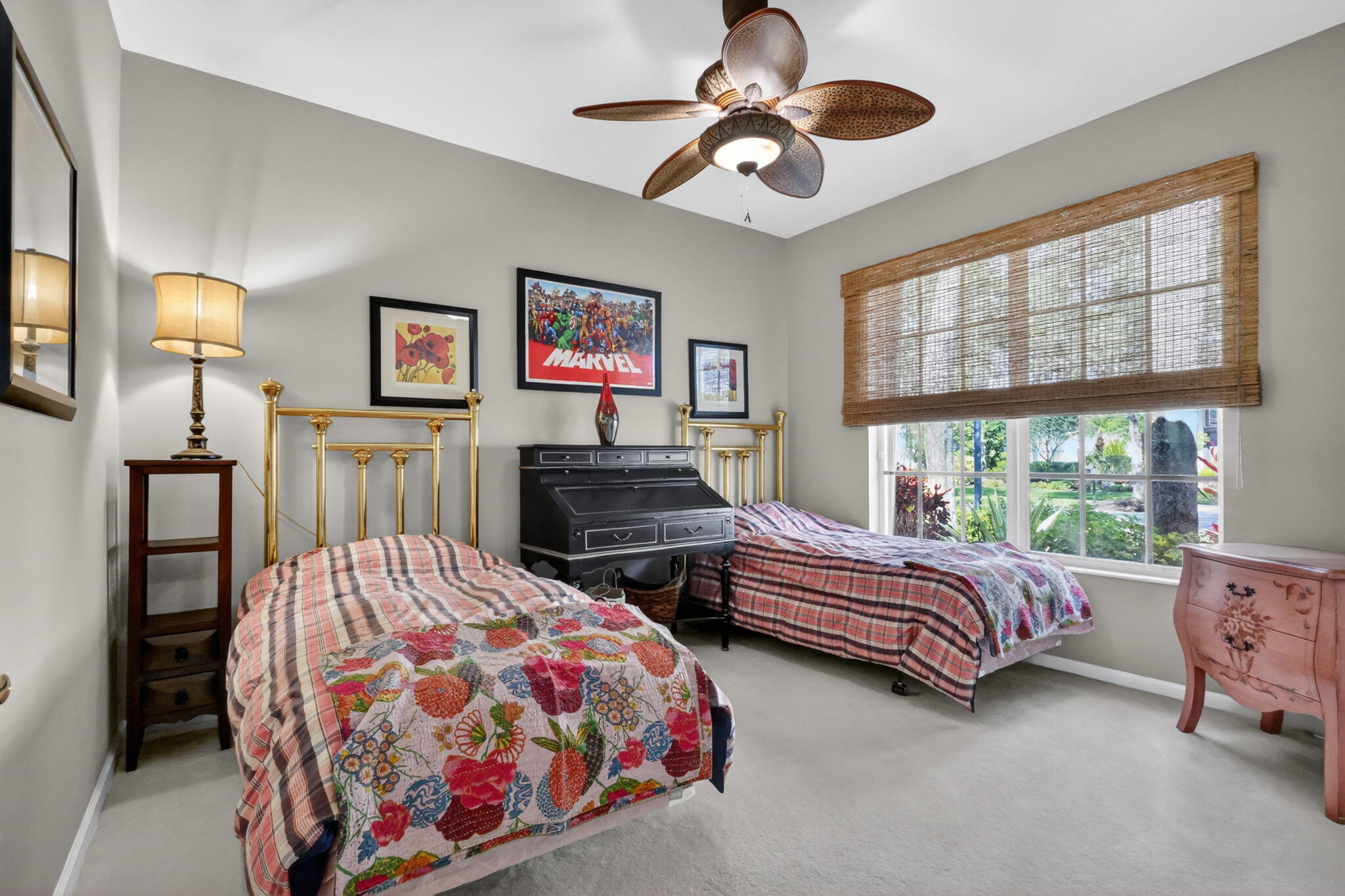 VALENCIA SHORES - Residential