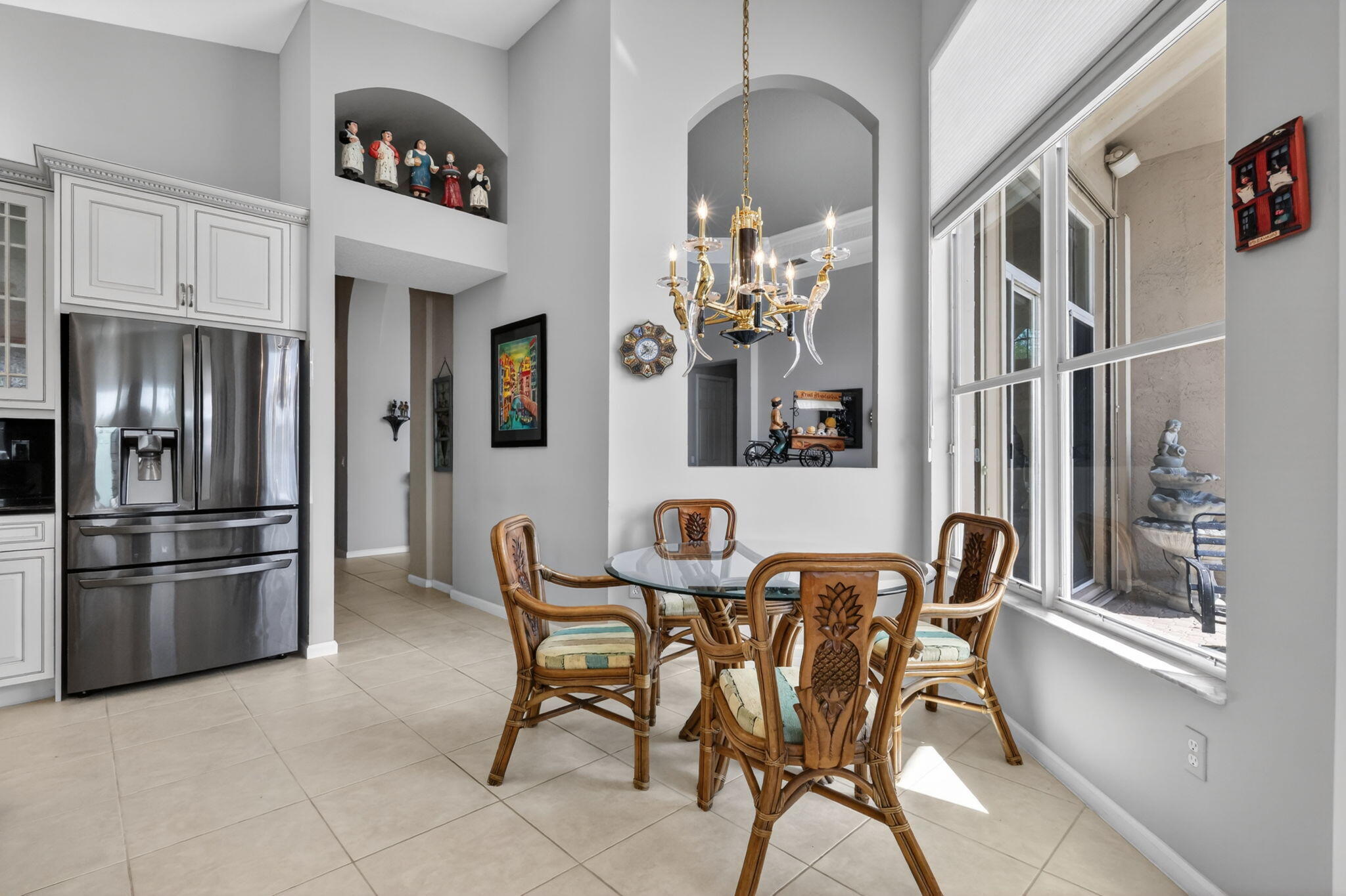 VALENCIA SHORES - Residential