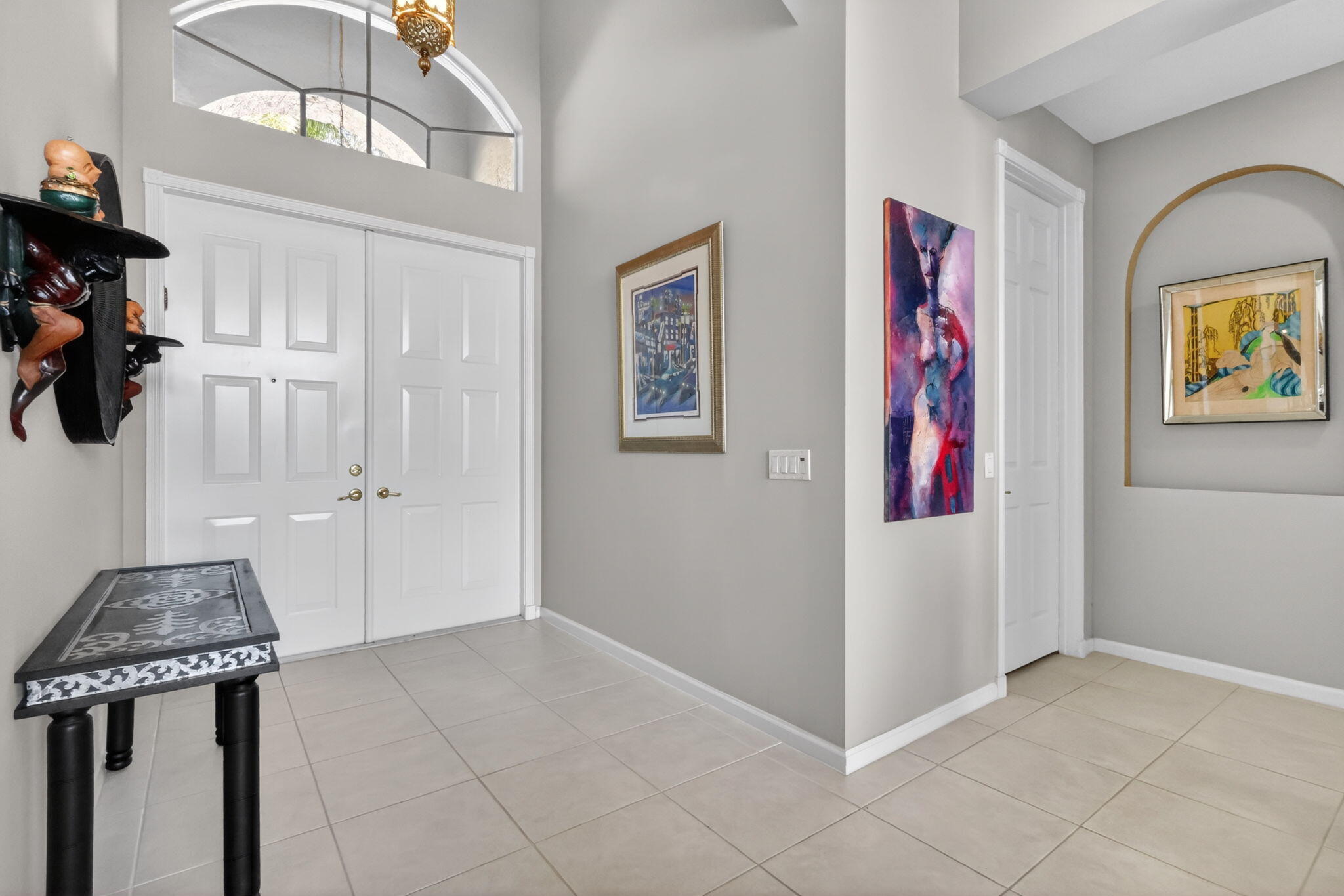 VALENCIA SHORES - Residential