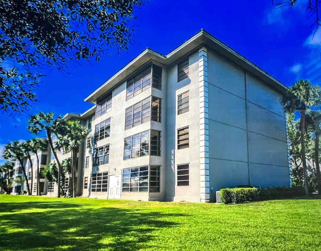 Photo of 1510 Whitehall Drive #301, Davie, FL 33324 (MLS # R11168618)