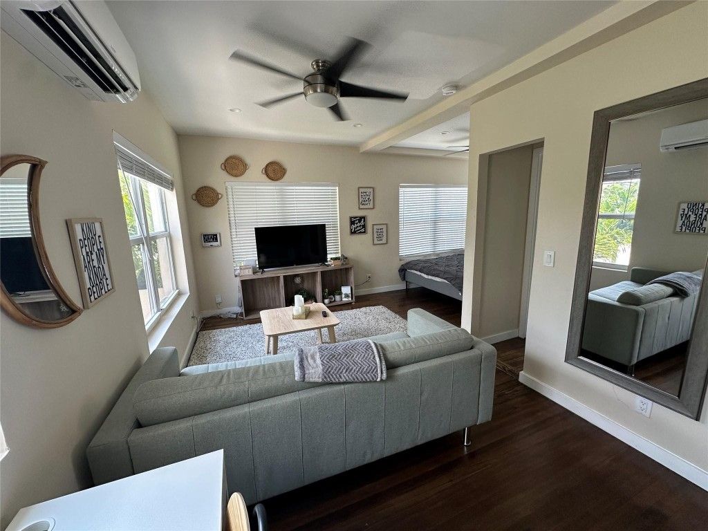 Photo of 1501 SE 2nd Court #8, Fort Lauderdale, FL 33301 (MLS # F10517627)