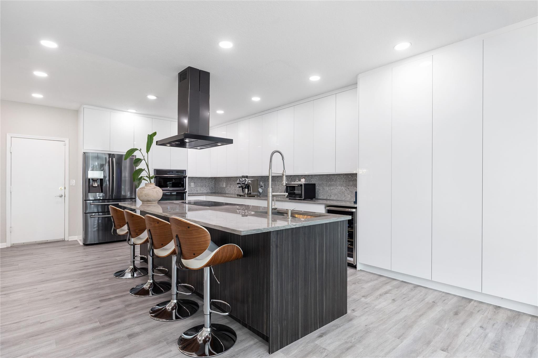 Wiles/Butler One 160-18 B - Residential