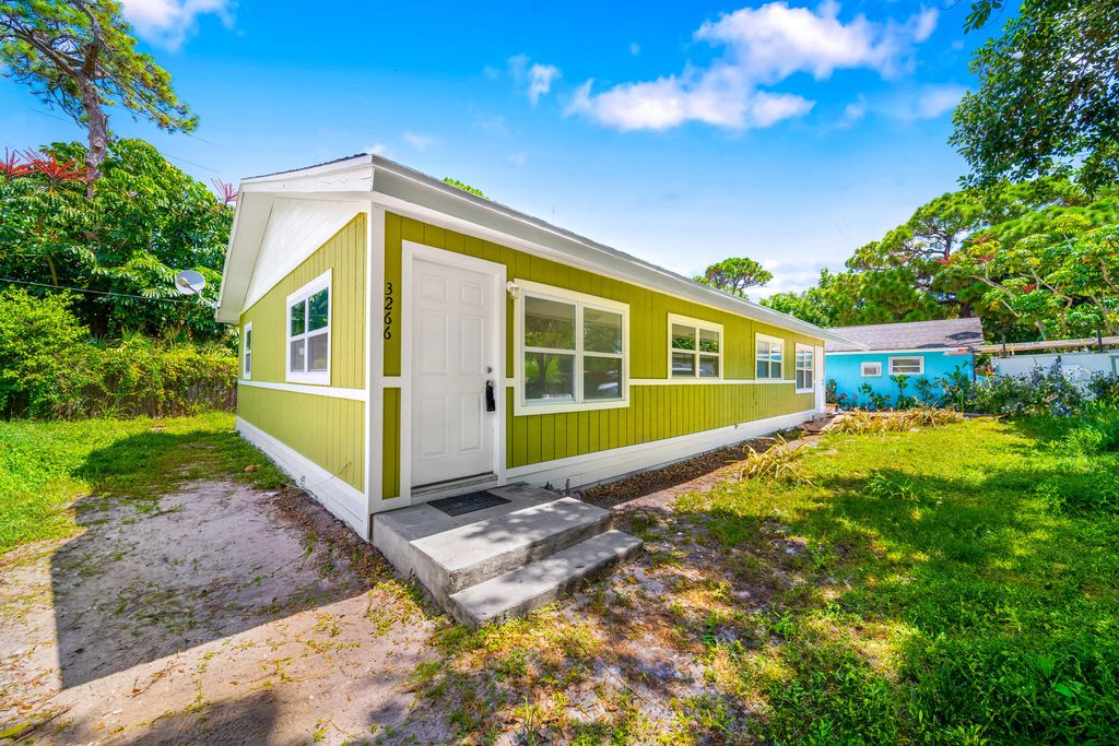 Photo of 3258 S 7th Street #3260, Fort Pierce, FL 34982 (MLS # R11023637)