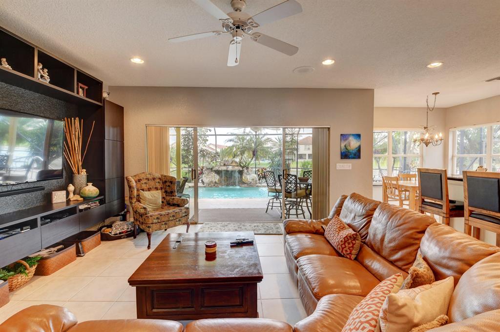 BOCA WINDS PAR G - Residential