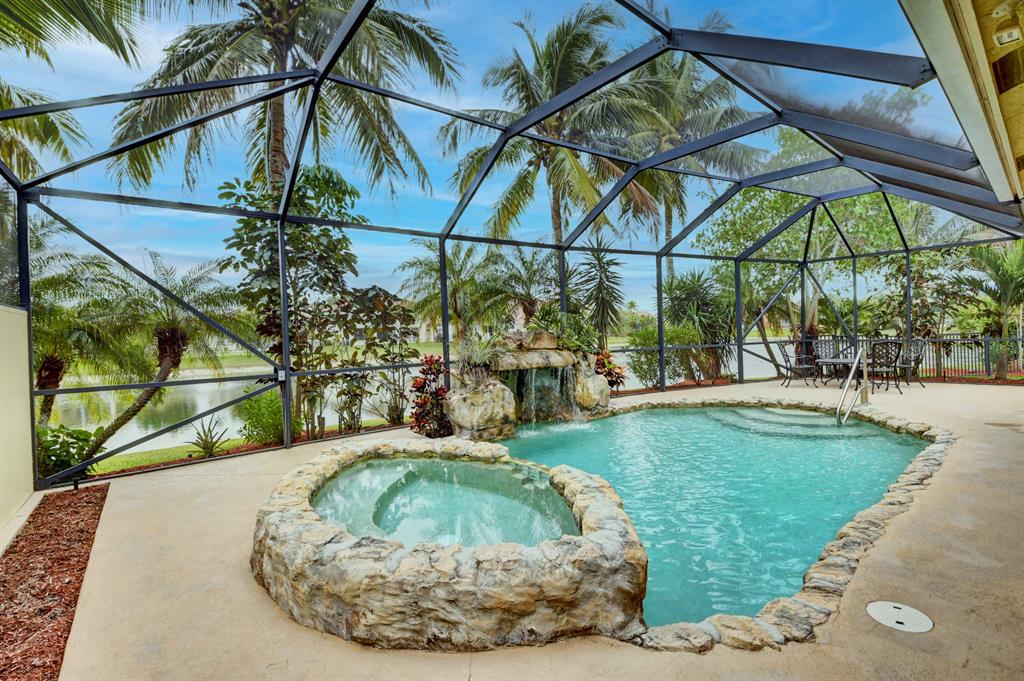 BOCA WINDS PAR G - Residential