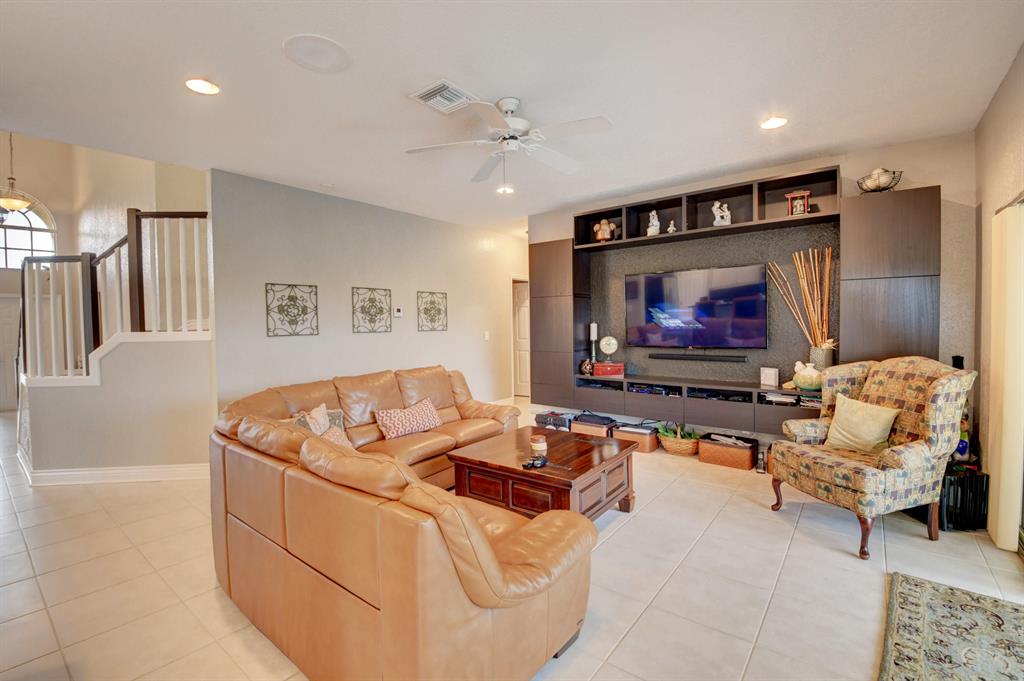 BOCA WINDS PAR G - Residential