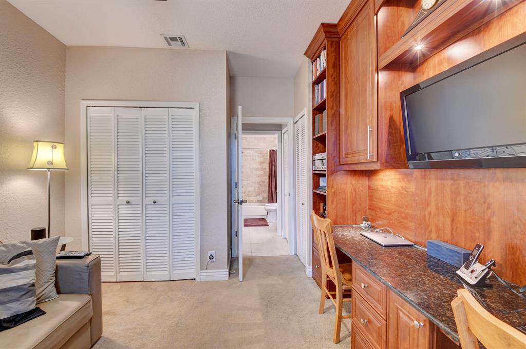 BOCA WINDS PAR G - Residential