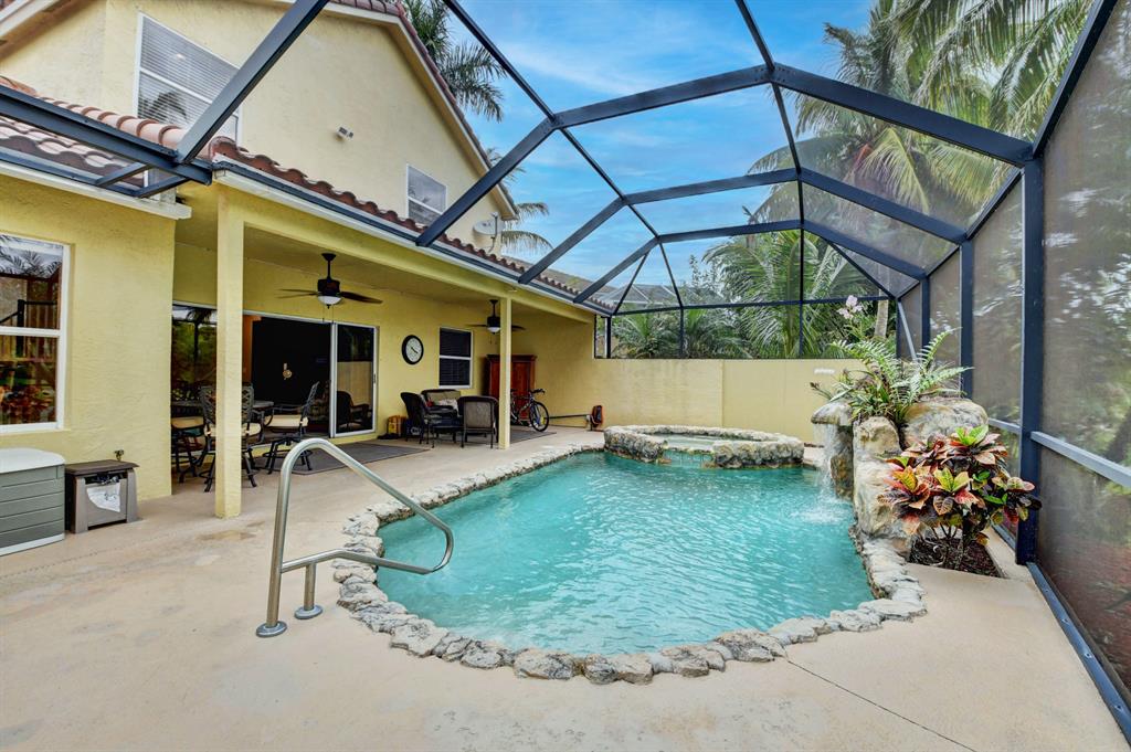 BOCA WINDS PAR G - Residential