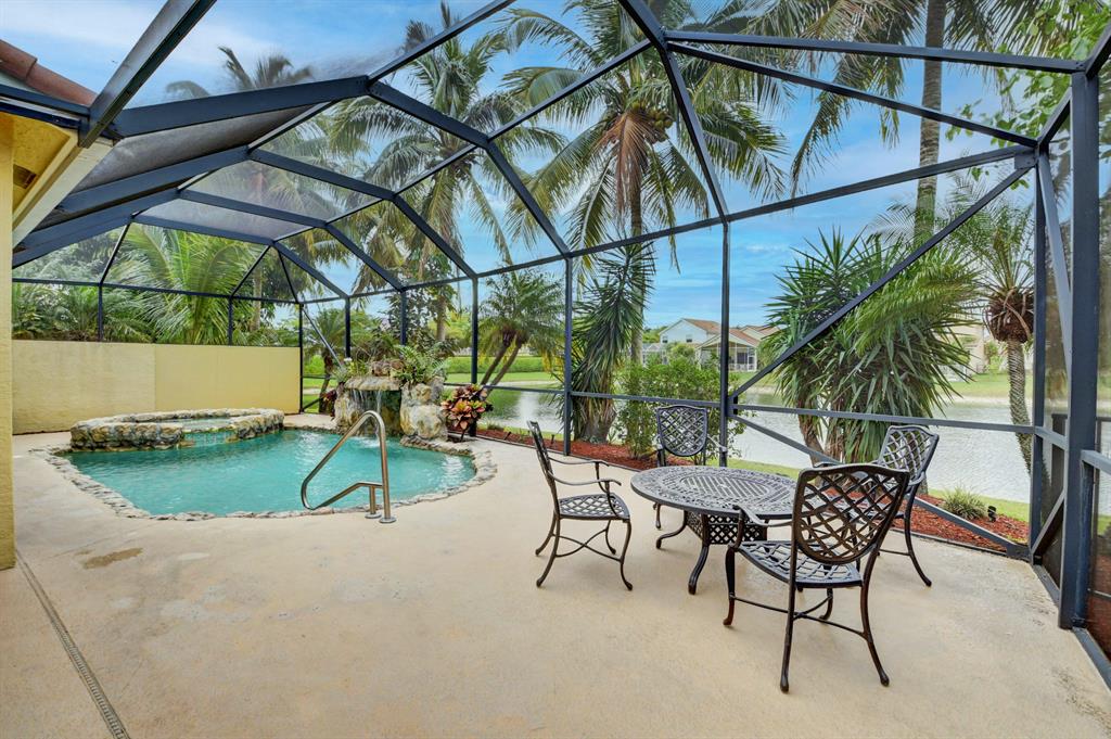 BOCA WINDS PAR G - Residential