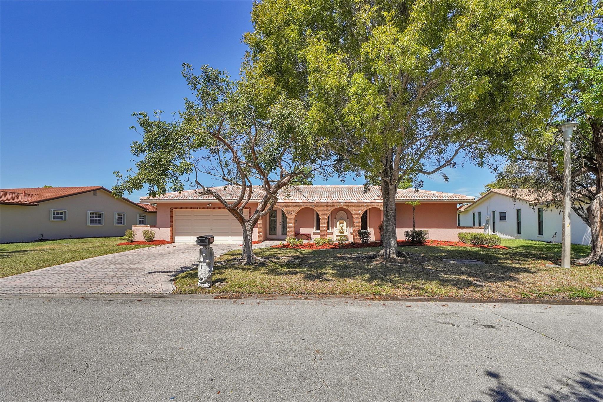 8823 NW 20th Mnr