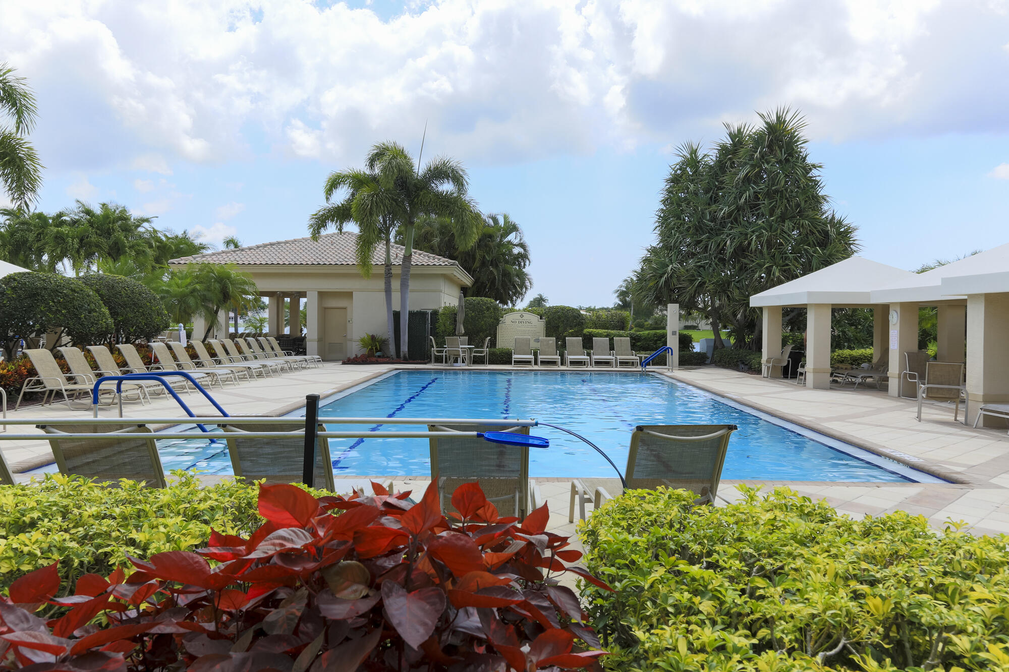 VALENCIA ISLES 1 - Residential