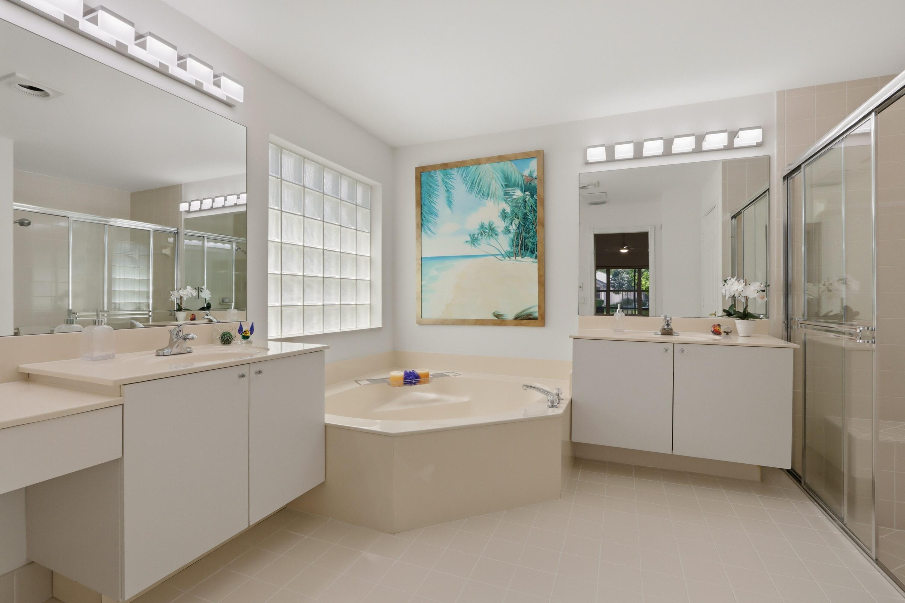 VALENCIA ISLES 1 - Residential