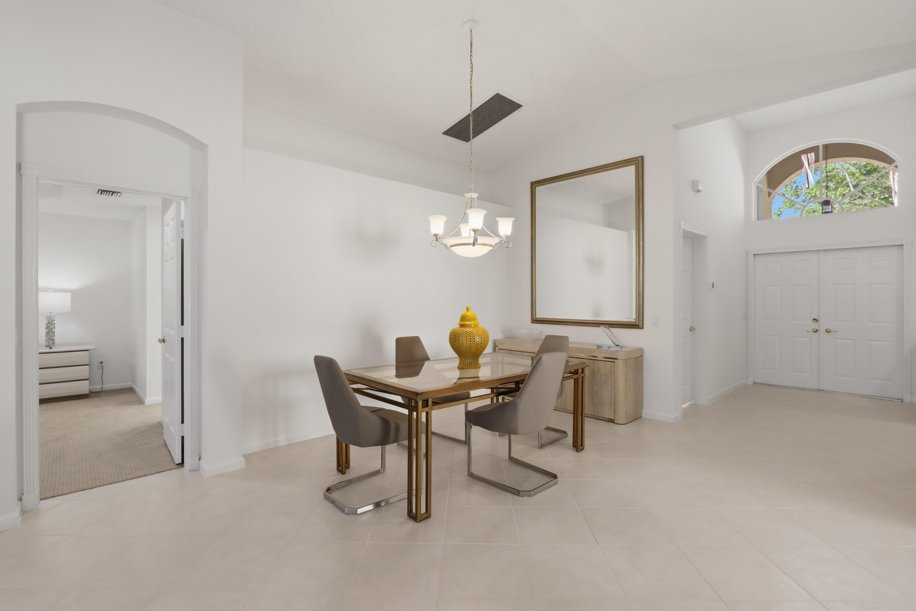 VALENCIA ISLES 1 - Residential
