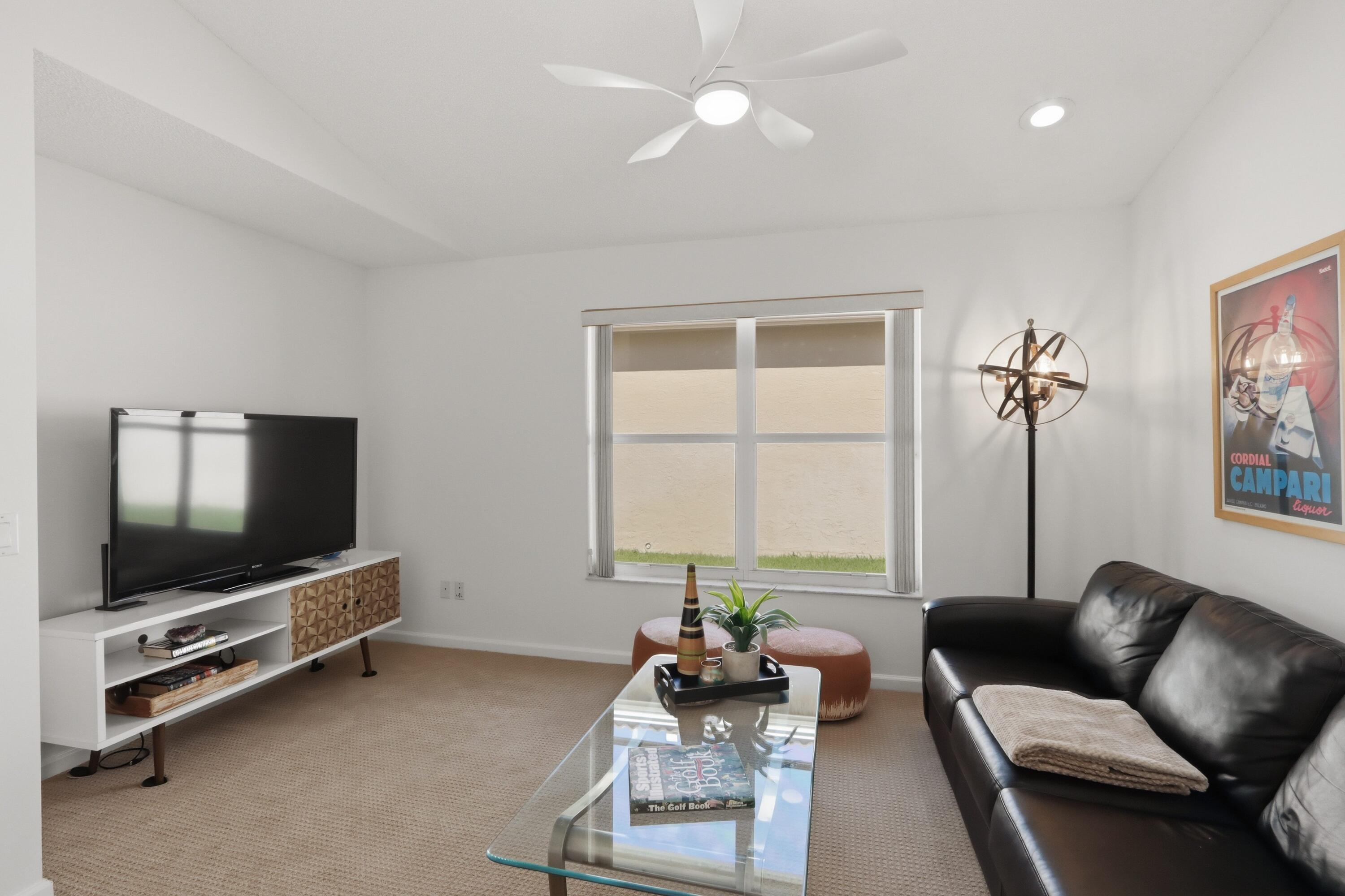 VALENCIA ISLES 1 - Residential