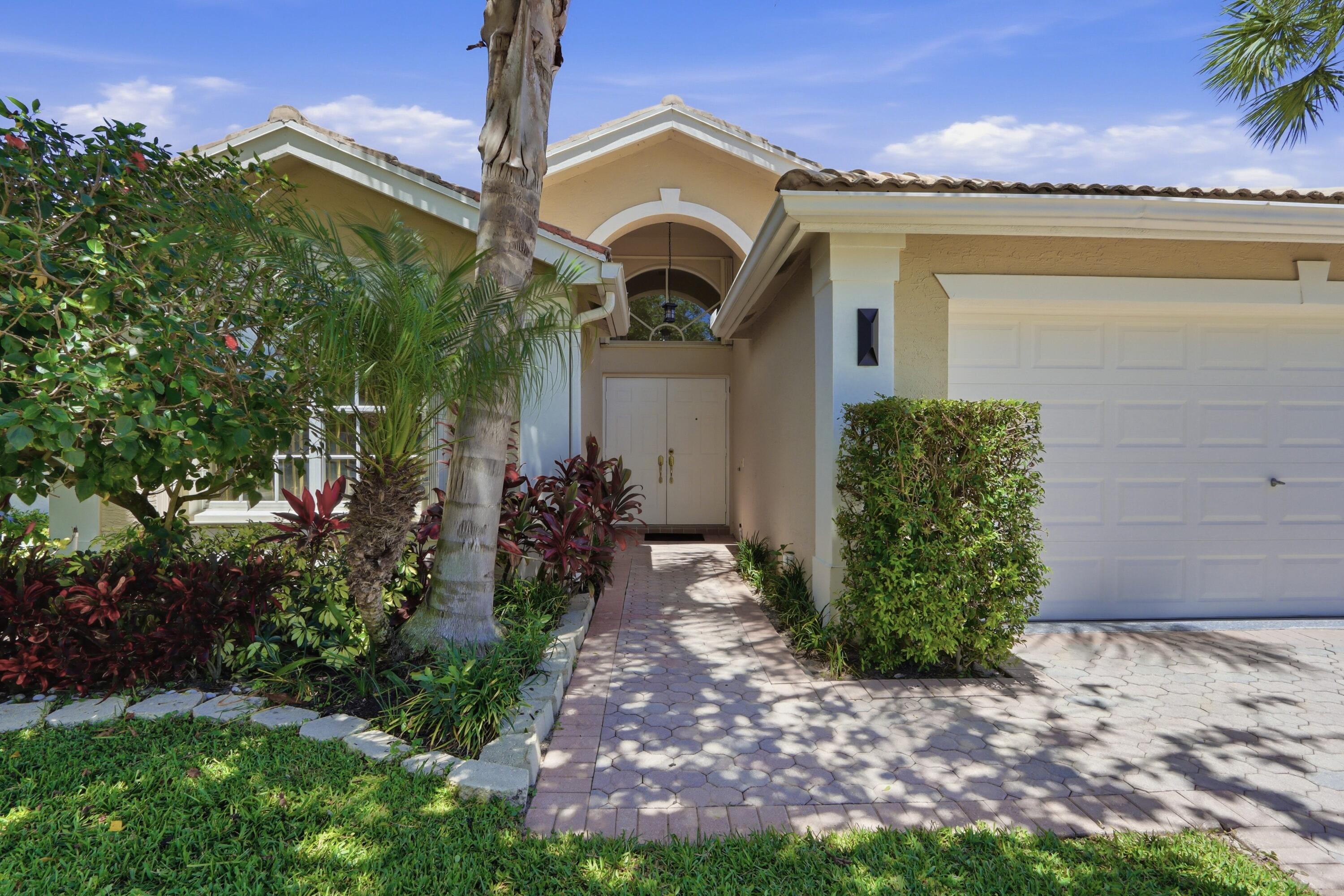 VALENCIA ISLES 1 - Residential