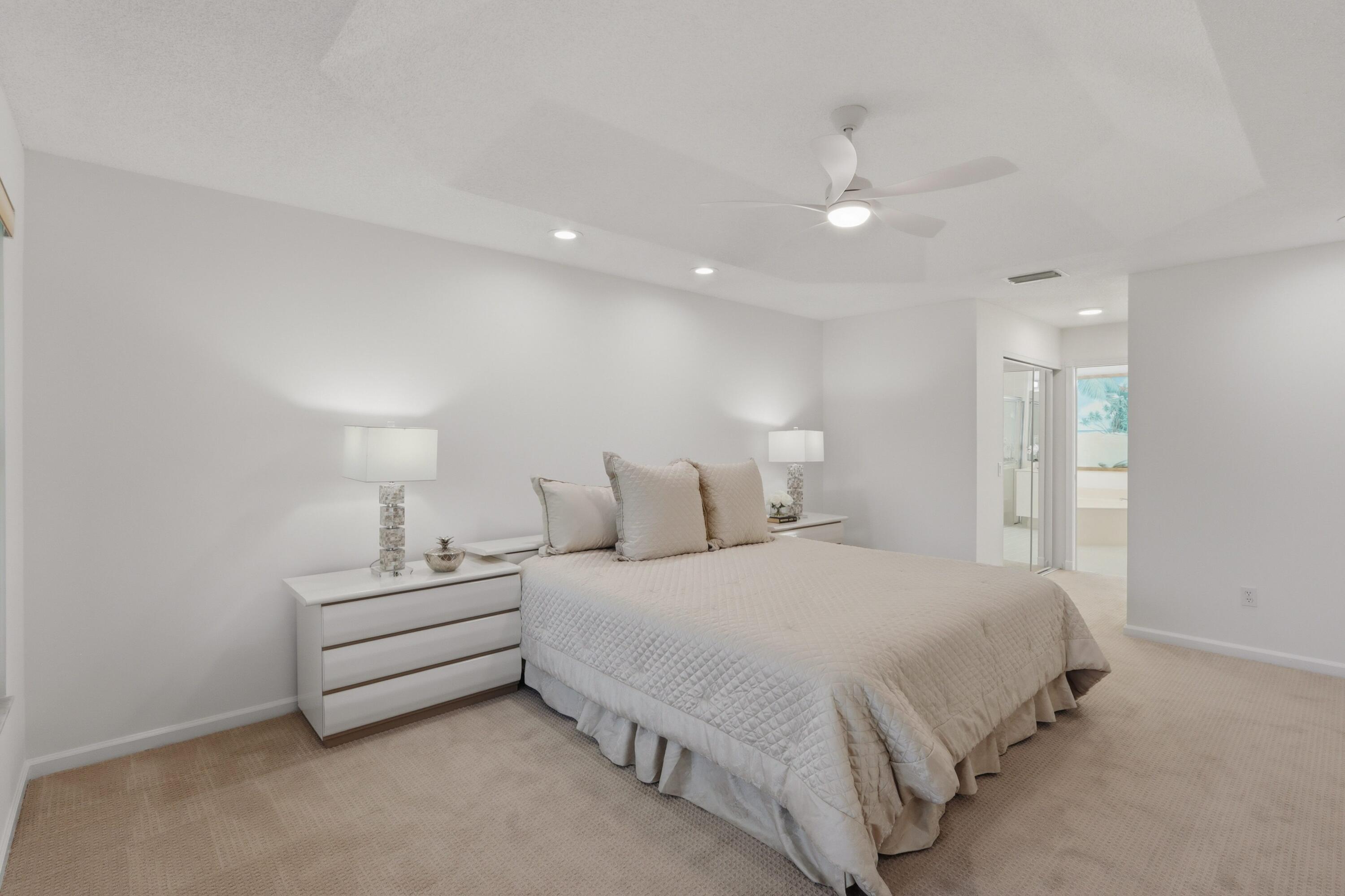 VALENCIA ISLES 1 - Residential