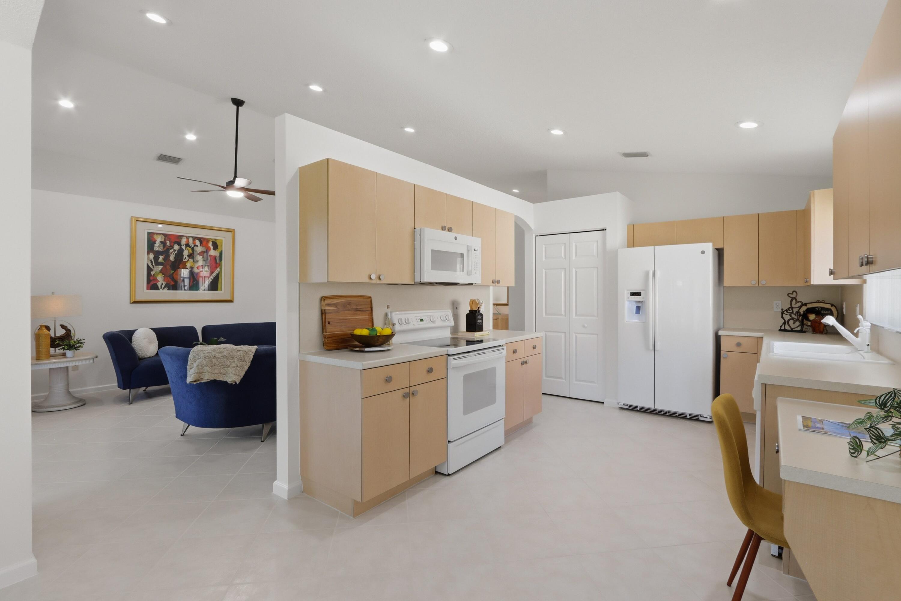 VALENCIA ISLES 1 - Residential