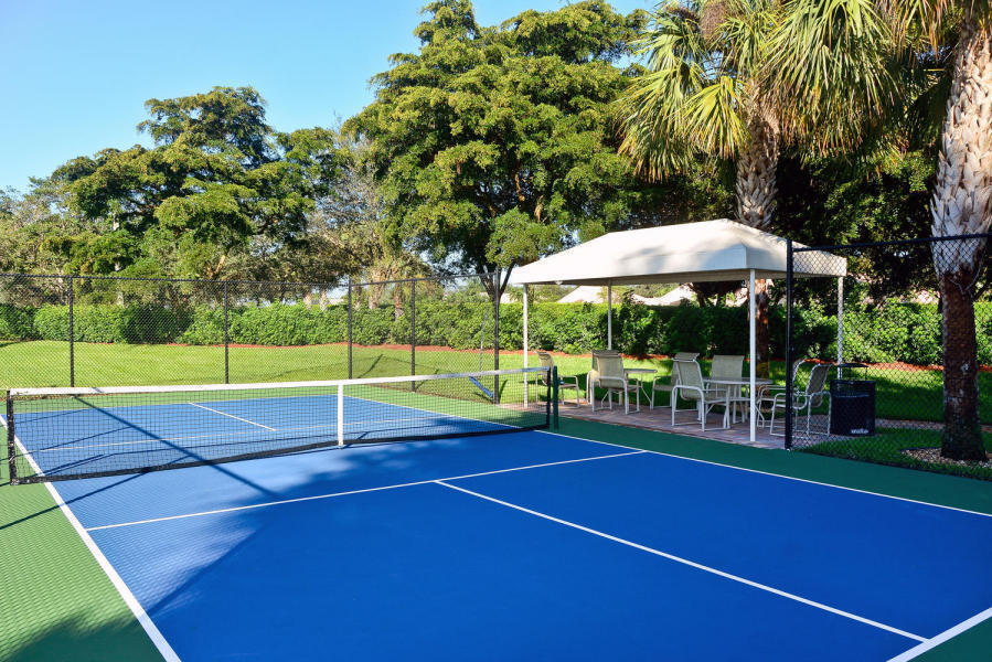 VALENCIA ISLES 1 - Residential