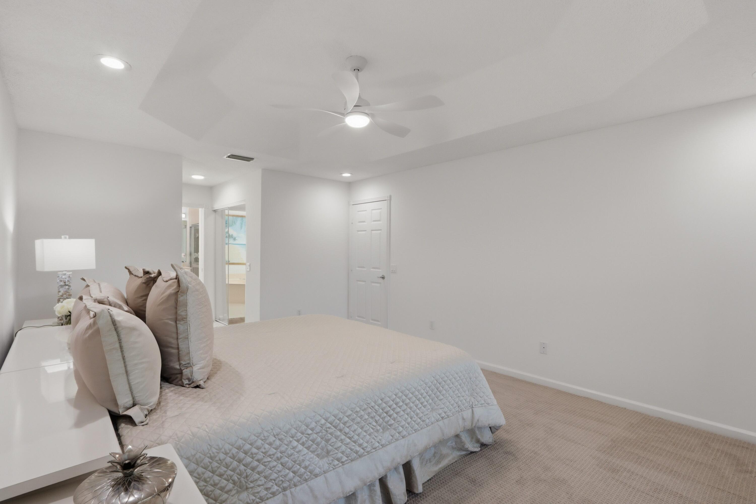 VALENCIA ISLES 1 - Residential