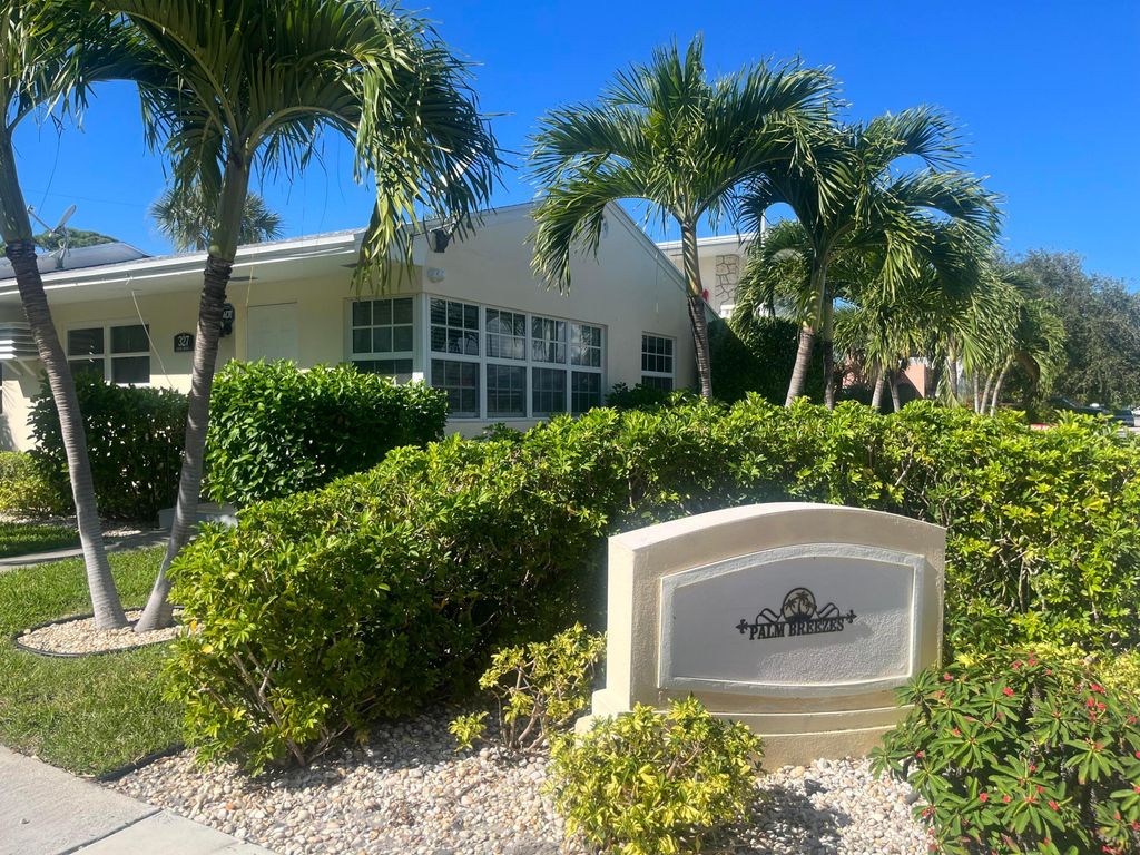 Photo of 327 S Ocean Breeze Drive #1, Lake Worth Beach, FL 33460 (MLS # B26011730)