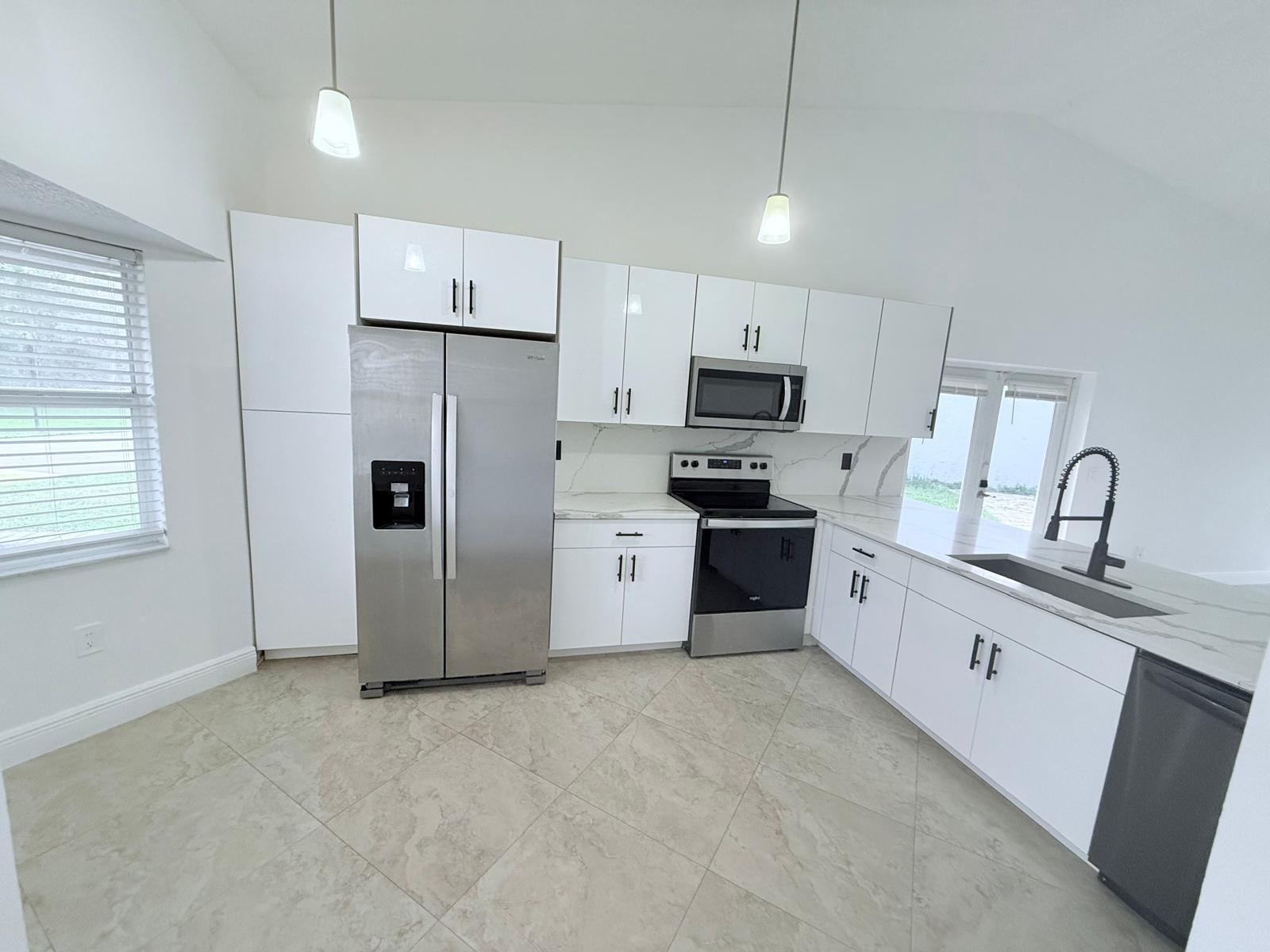 BOYNTON LAKES 6 - Residential Lease