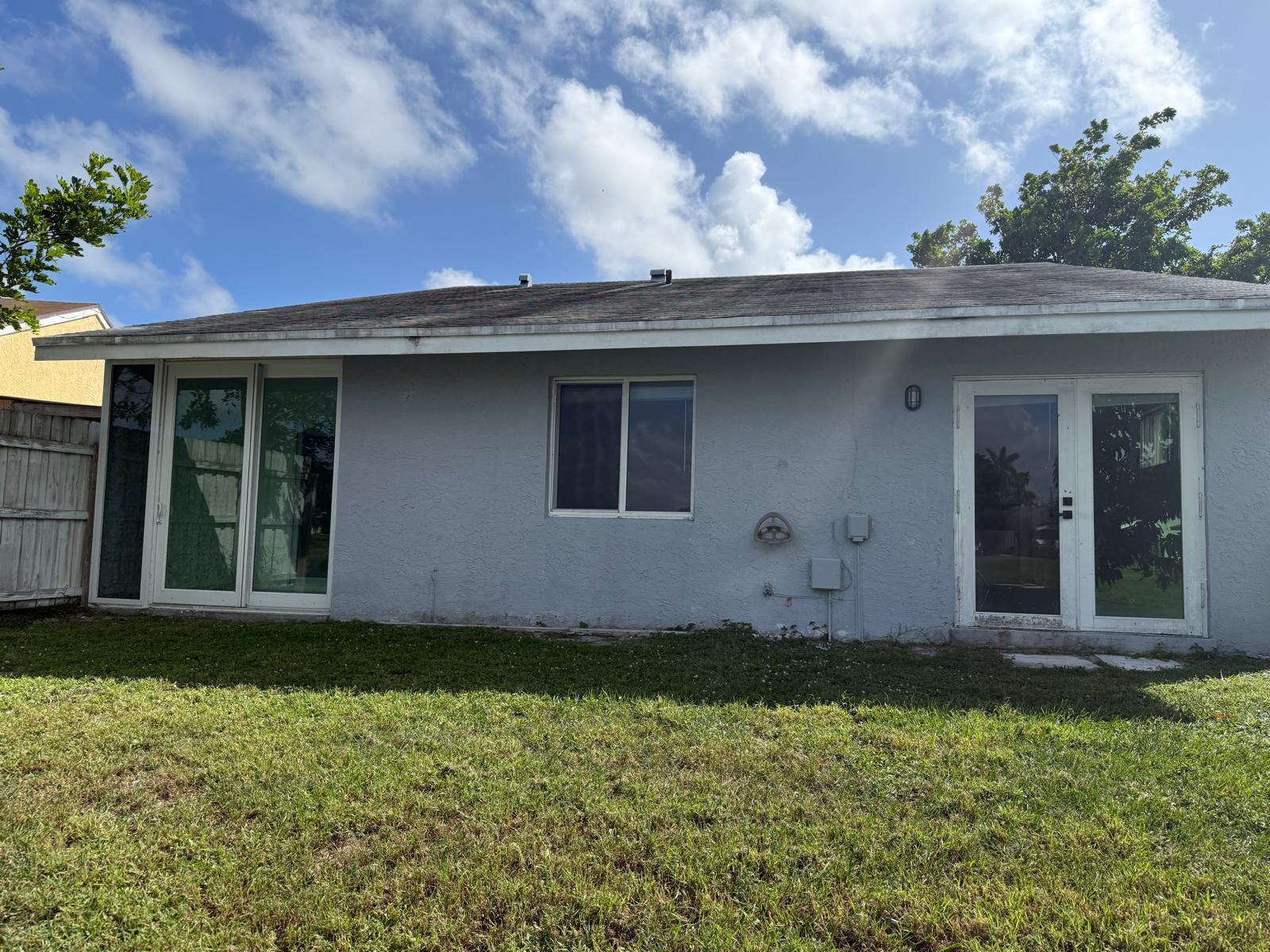 BOYNTON LAKES 6 - Residential Lease
