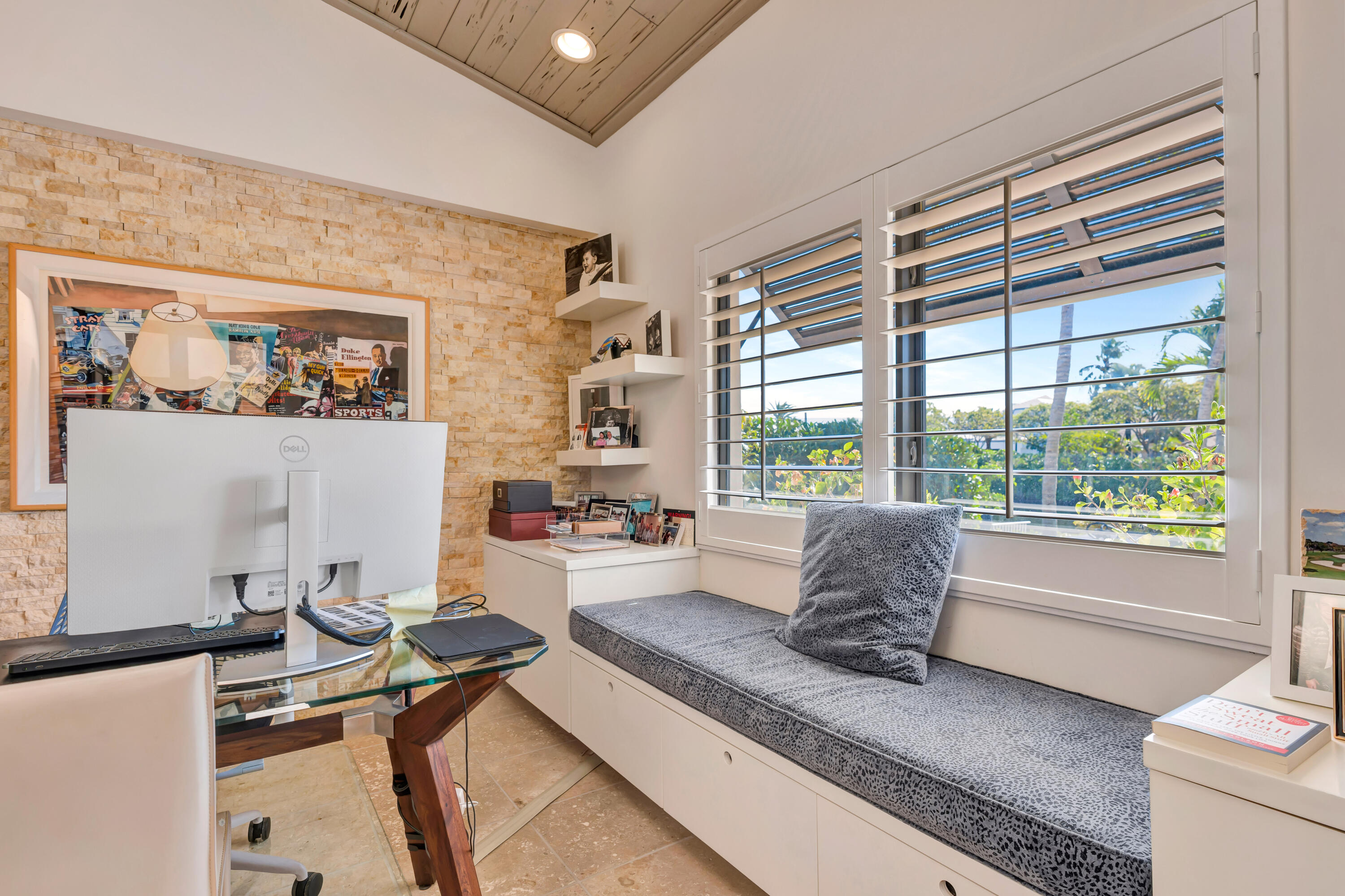 Admirals Cove - Residential