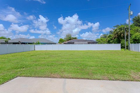 A home in Port St Lucie