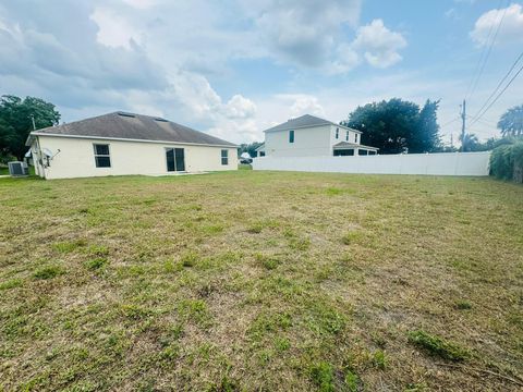 A home in Port St Lucie