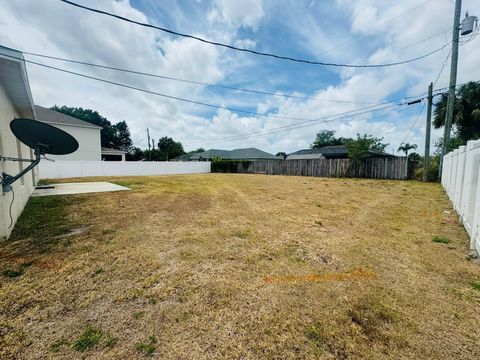 A home in Port St Lucie