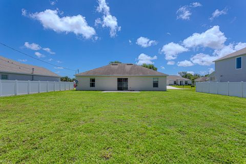 A home in Port St Lucie