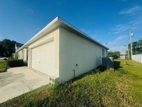 A home in Port St Lucie