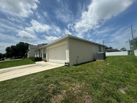 A home in Port St Lucie