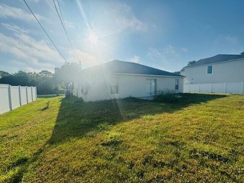 A home in Port St Lucie