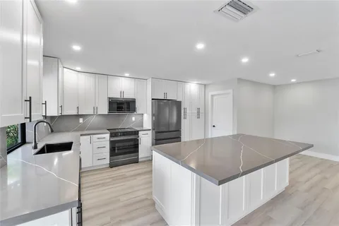 1024 NW 83rd Dr, Coral Springs, FL MLS: F10496312