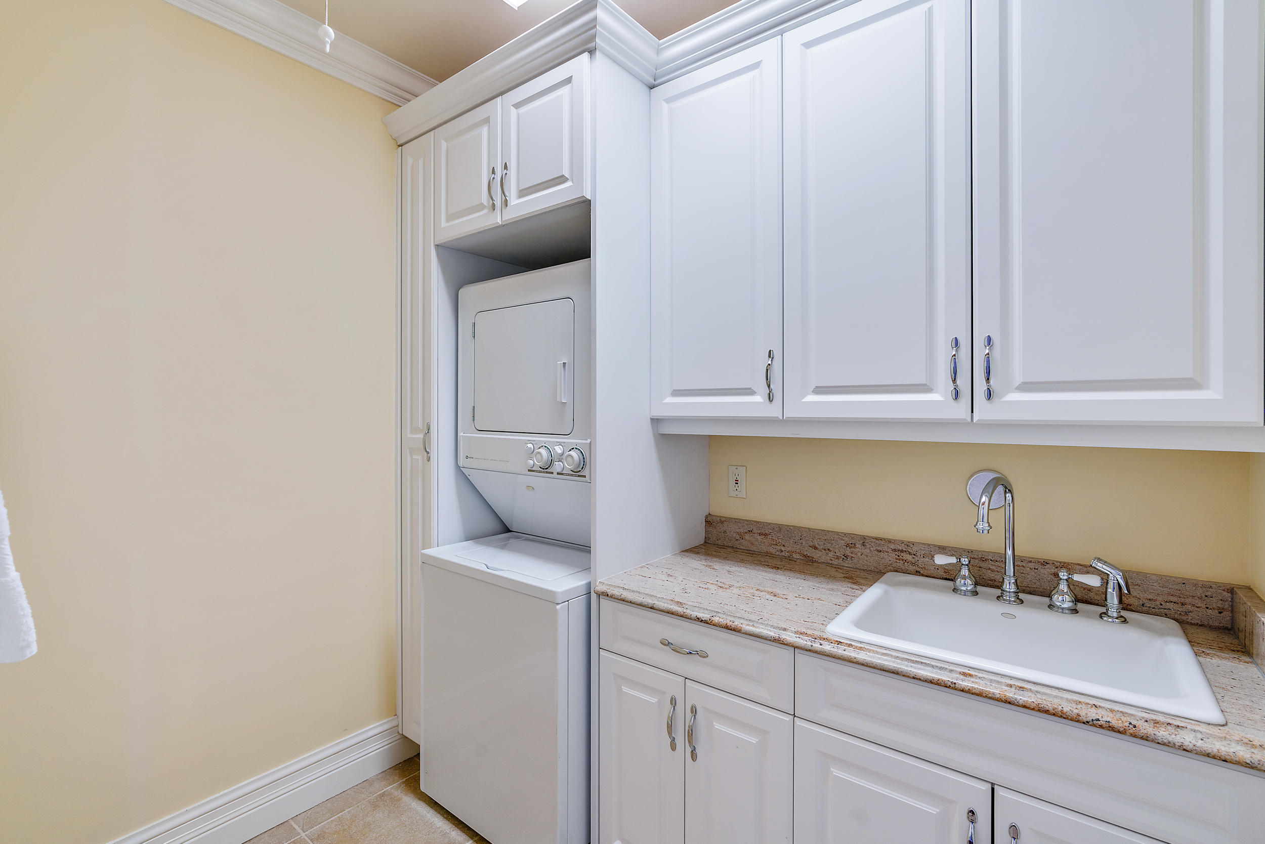 Anchorage Point - Residential