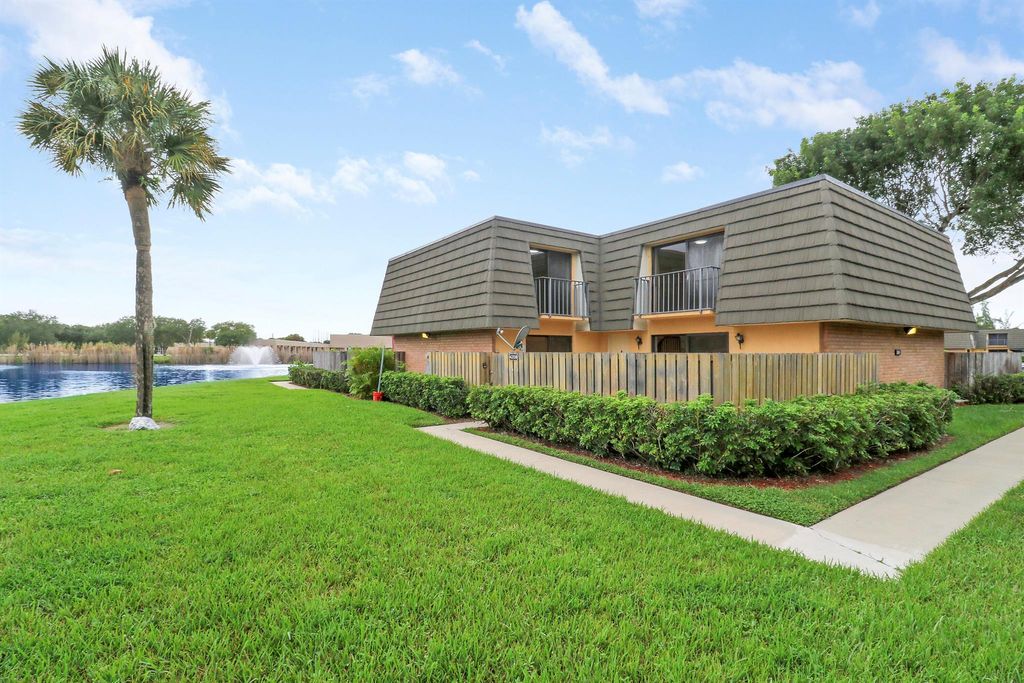 Photo of 4208 42nd Way, West Palm Beach, FL 33407 (MLS # R11125628)