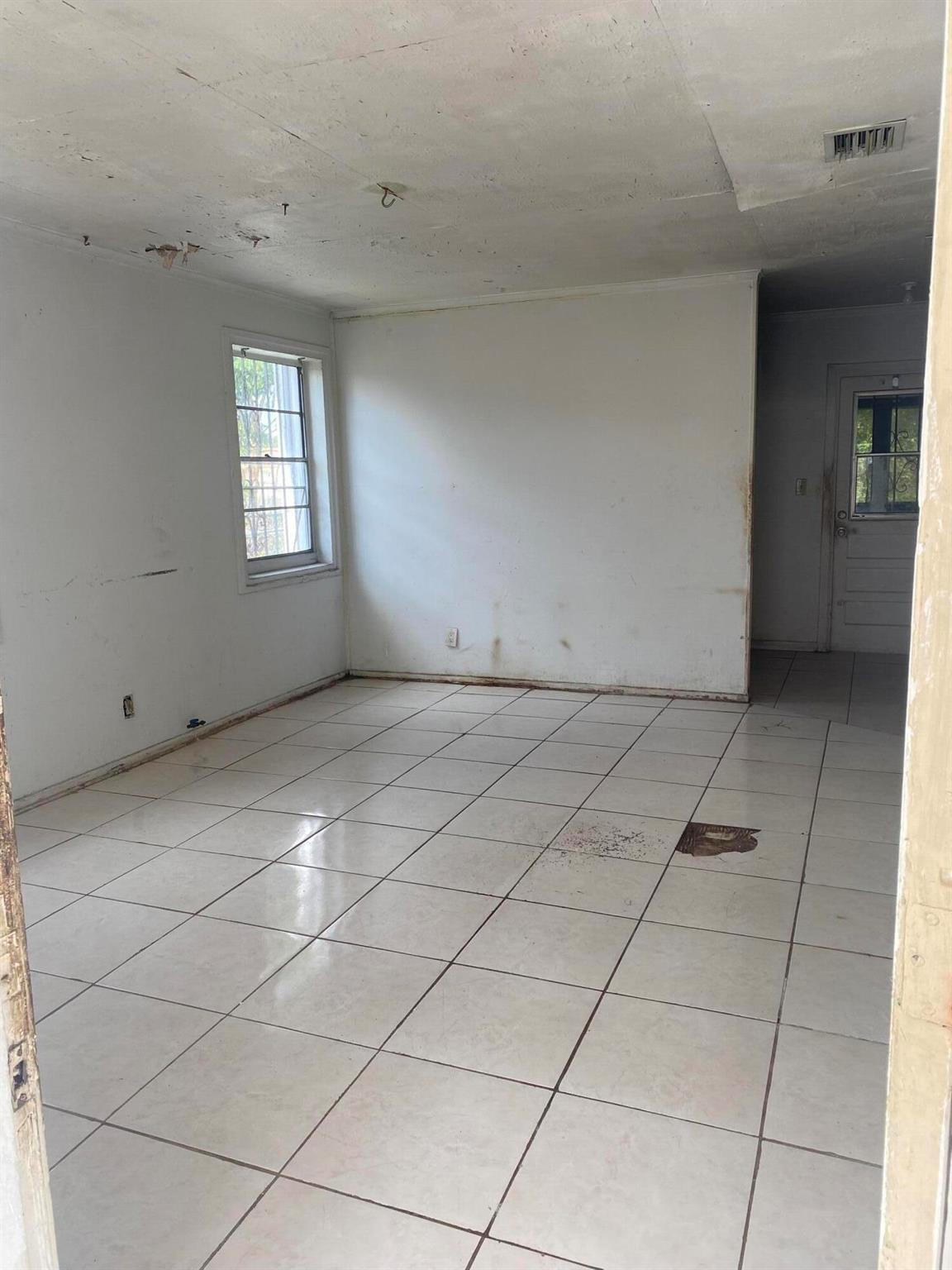 RIVIERA BEACH HEIGHTS - Residential