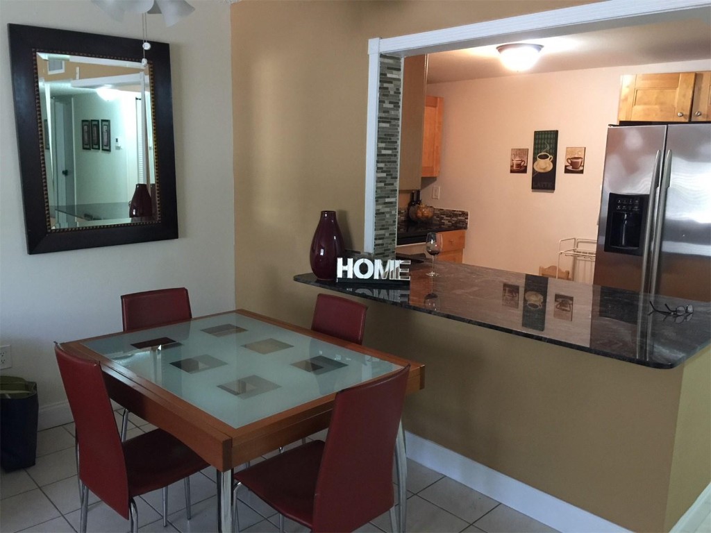 Heritage Circle Condo - Residential