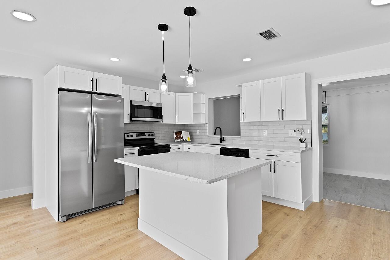 RIVERA ESTATES - Residential