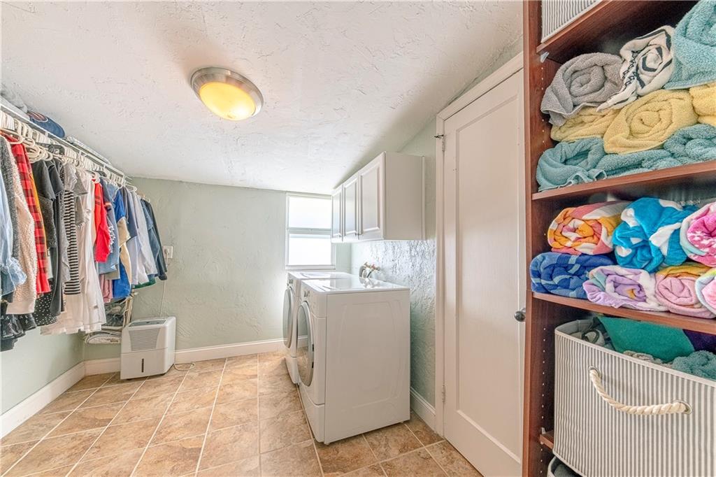 River Oaks - Residential